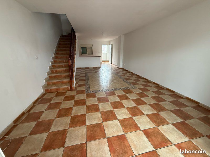 Appartement 3 pièces 82 m² · à Saint-André · 82,1 m² · 850 €/mois