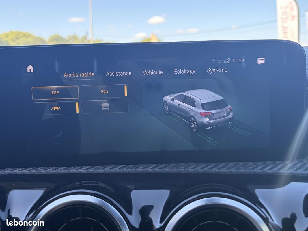 MERCEDES CLASSE A A180 - 136CH BV 7G-DCT Finition Business Line (image 32)