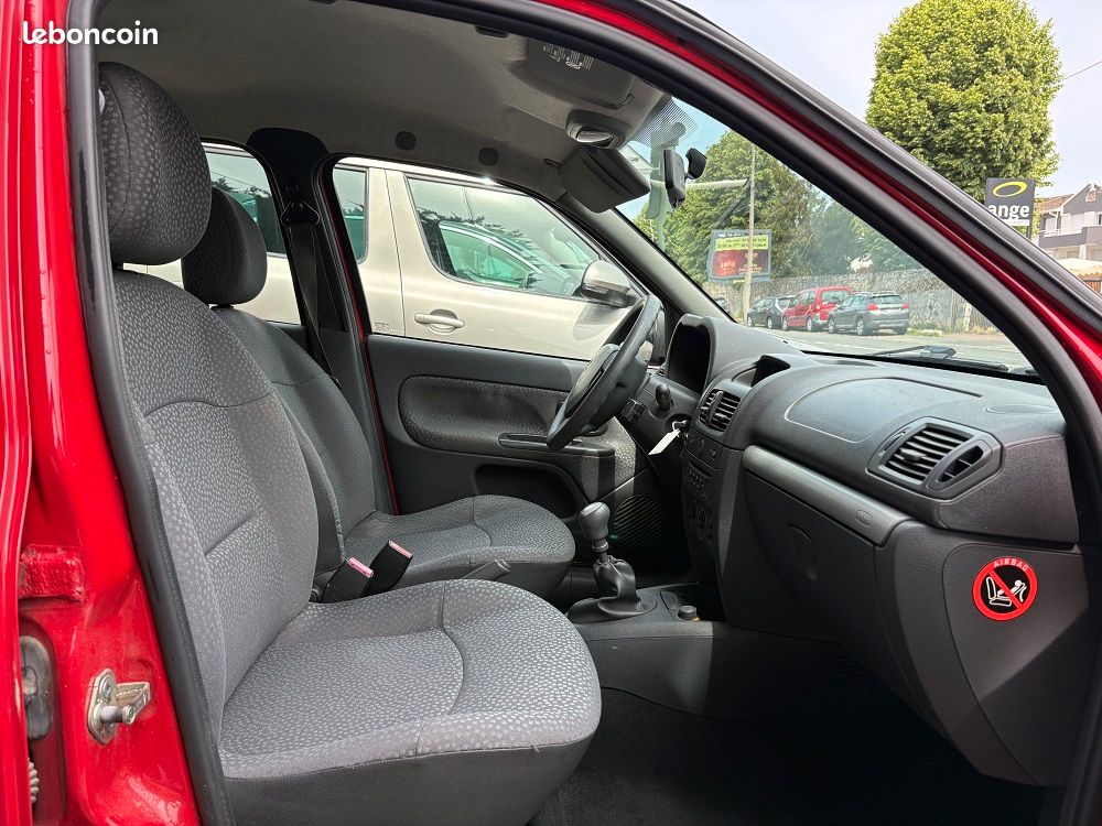Renault Clio 1.2 60 CV Campus (image 2)