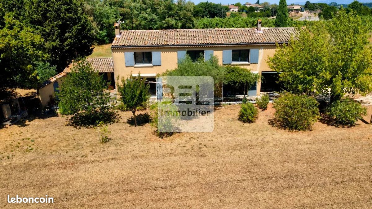 Maison 157 m² · à Saint-Alexandre · 157 m² · 550 000 €