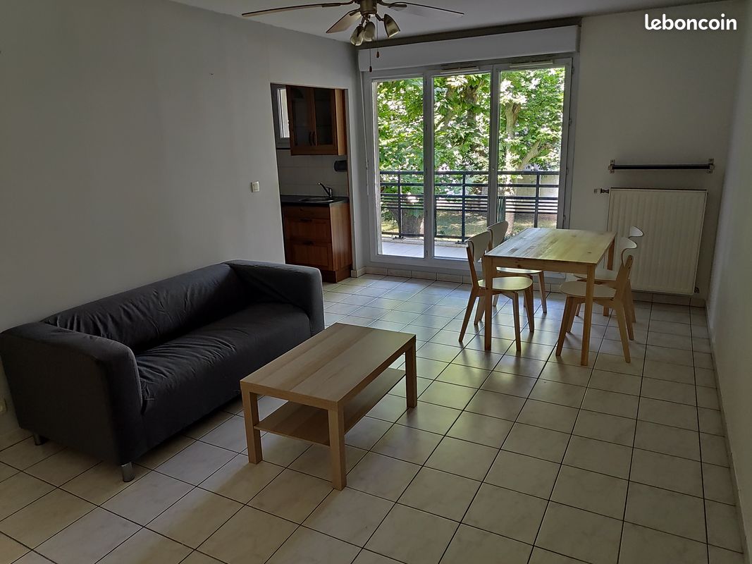Appartement 2 pièces 45 m² · à Meyzieu · 45 m² · 835 €/mois