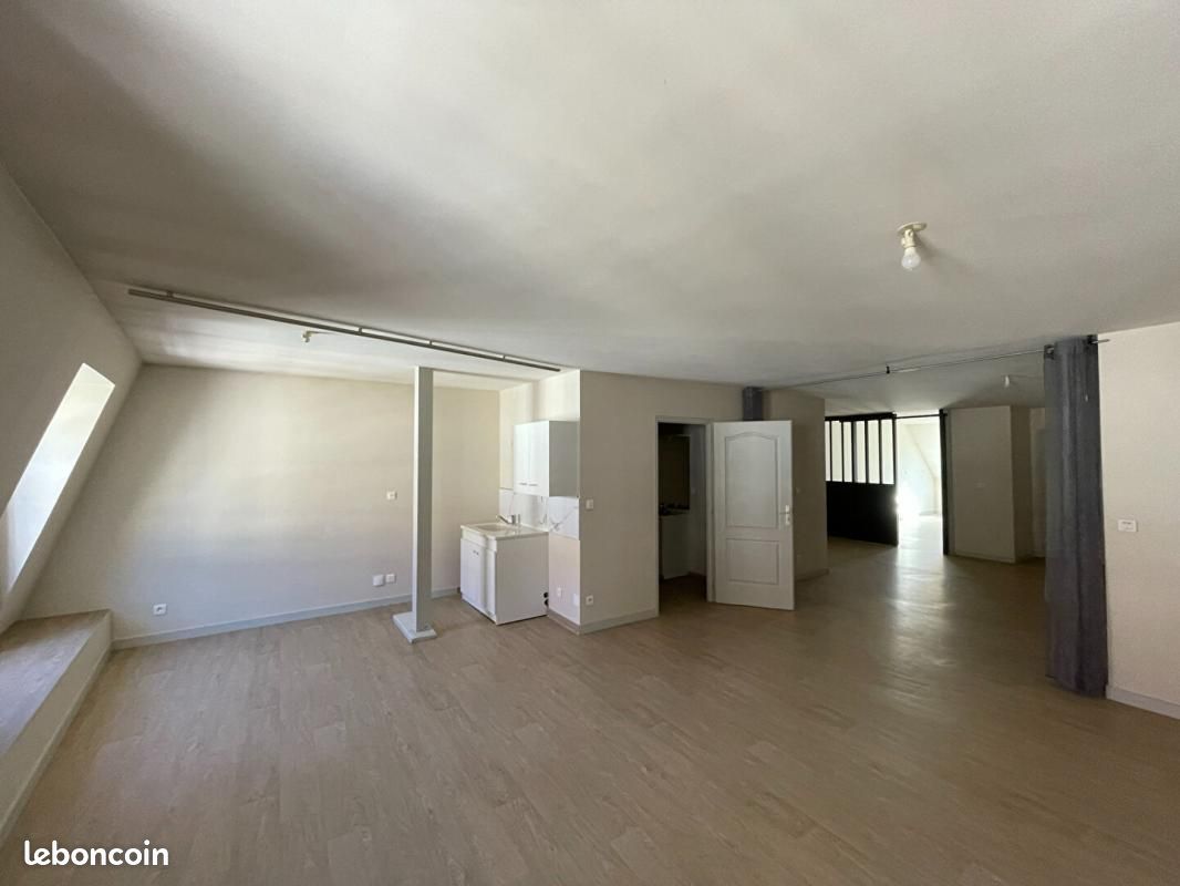 Appartement 2 pièces 73 m² · à Lons-le-Saunier · 73 m² · 599 €/mois