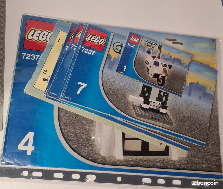 Lego city - Le commissariat de police 7237 (image 4)