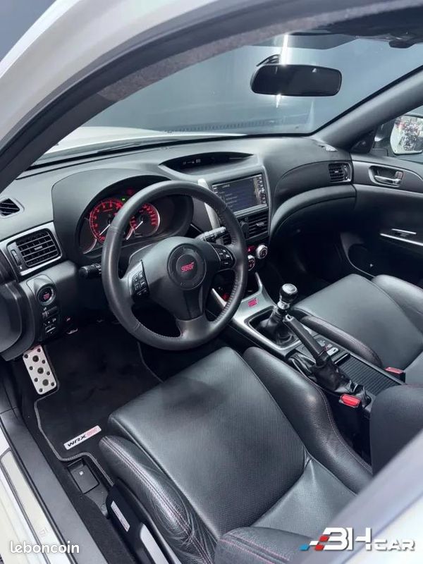 Subaru Impreza 2.5 300 WRX STI AWD (image 17)