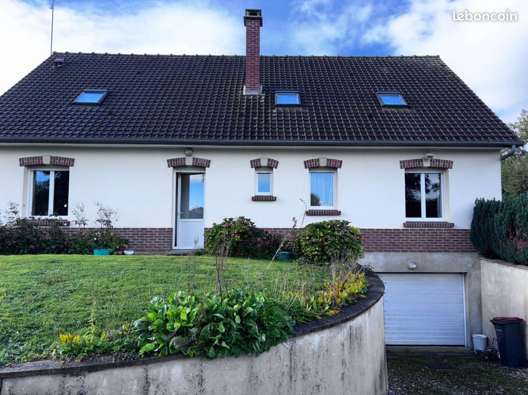 Maison 4 pièces 169 m² · à Crécy-en-Ponthieu · 169 m² · 353 300 €