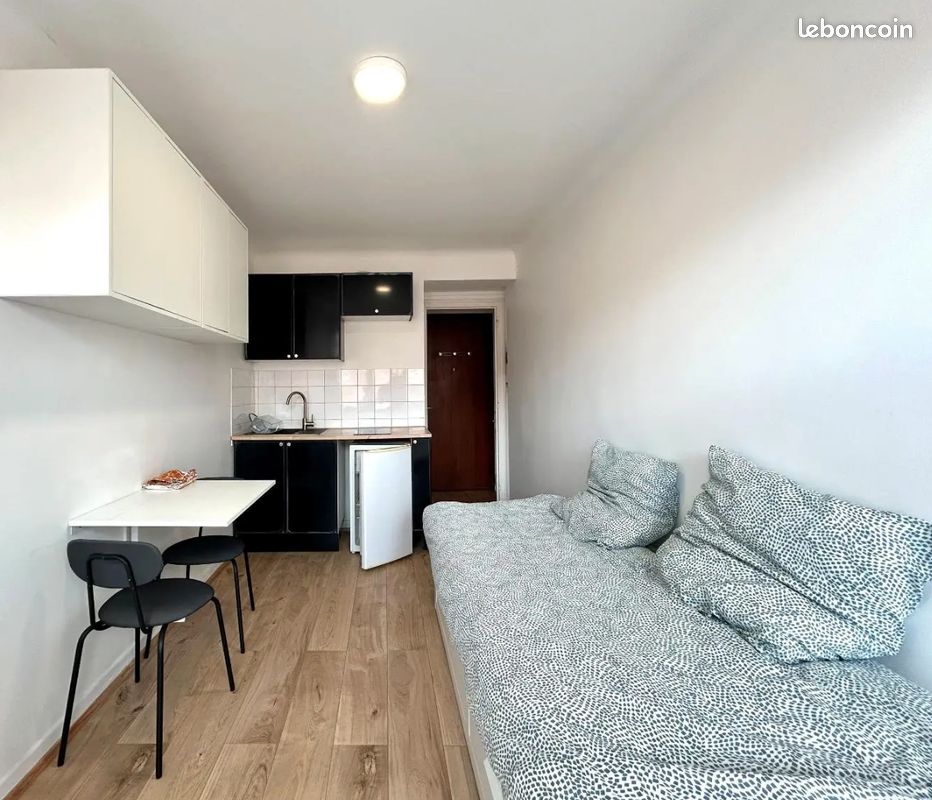 Appartement 1 pièce 14 m² · à Saint-Étienne · 13,5 m² · 390 €/mois