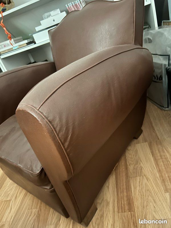 Paire fauteuils club moustache (image 2)