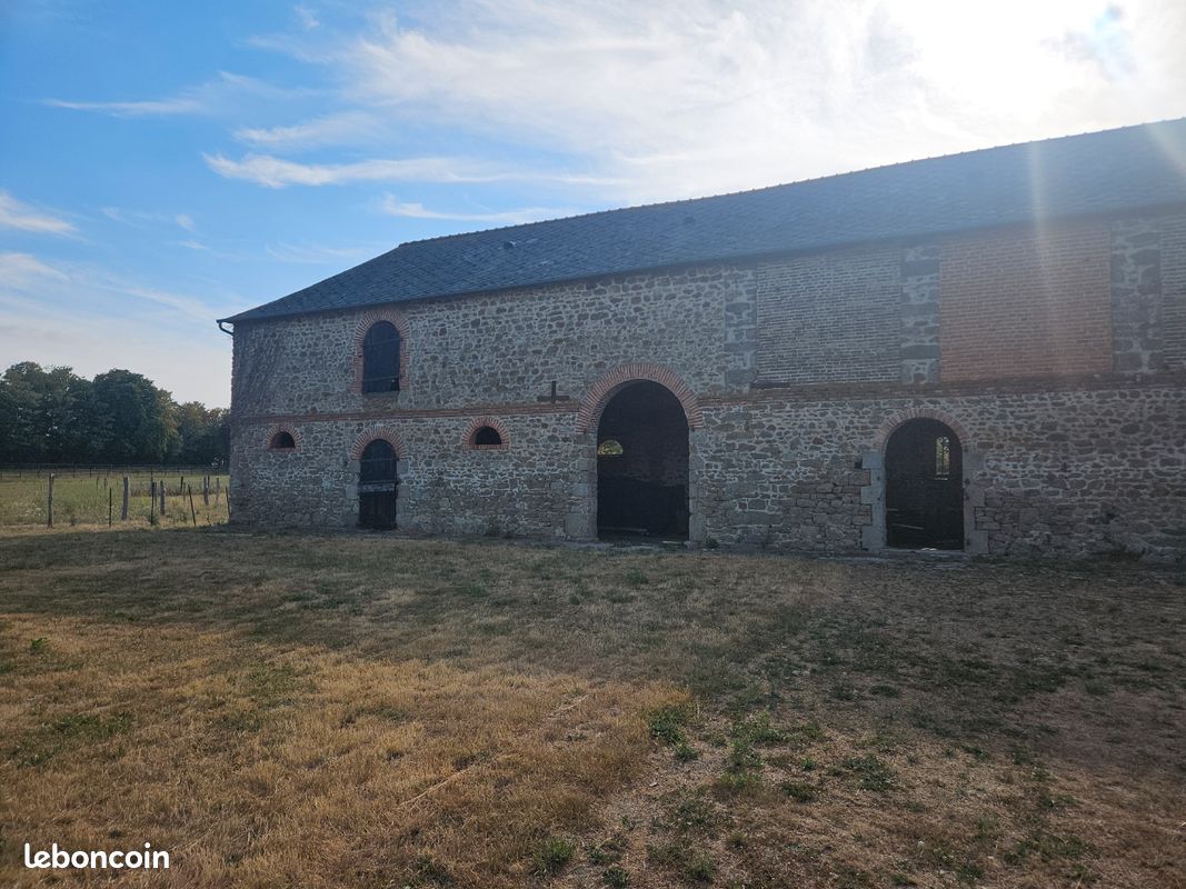 Maison 1 pièce 120 m² · à Martigné-sur-Mayenne · 120 m² · 70 000 €