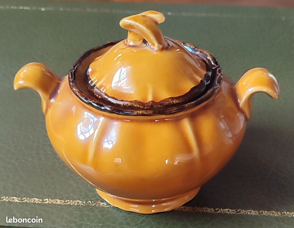 Petit pot Faïence Rusticana ADP France datant de 1970 (image 1)