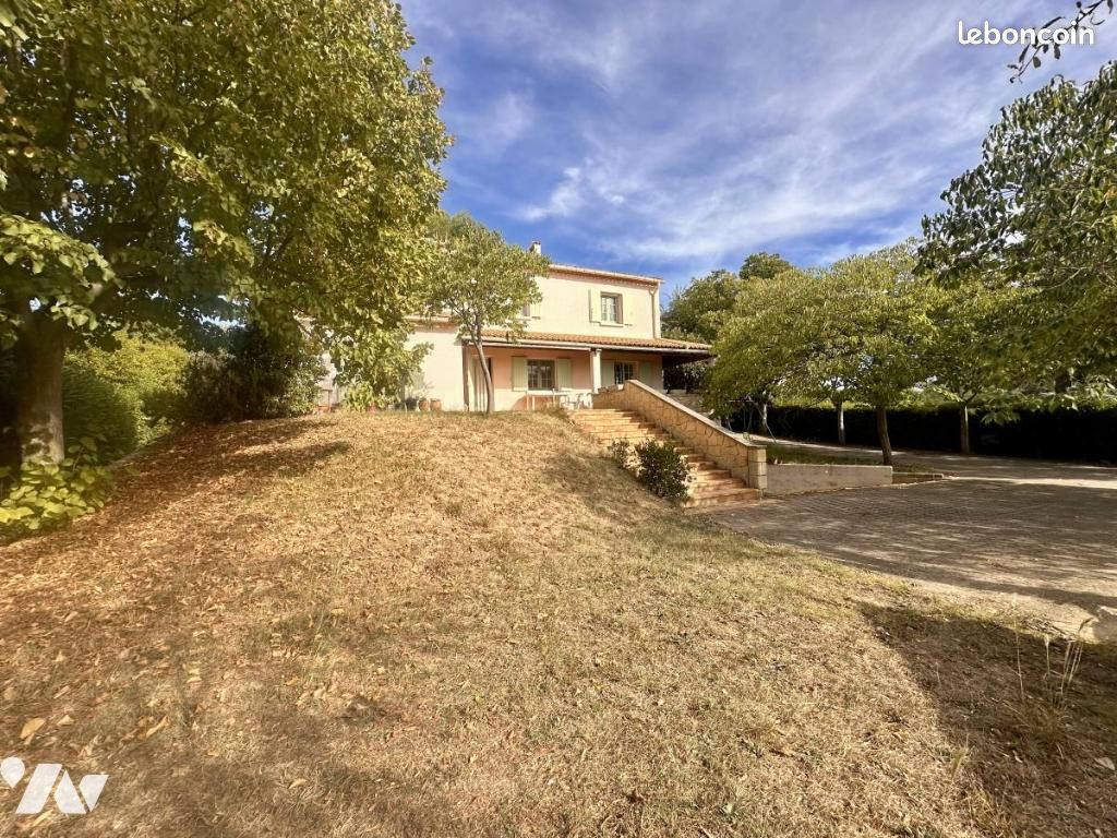 Maison 6 pièces 130 m² · à Mus · 130 m² · 684 000 €