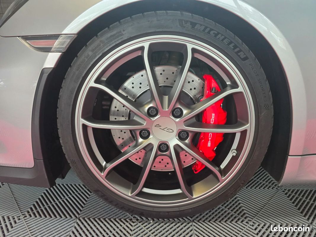 PORSCHE CAYMAN GT4 3.8i 385 (image 12)