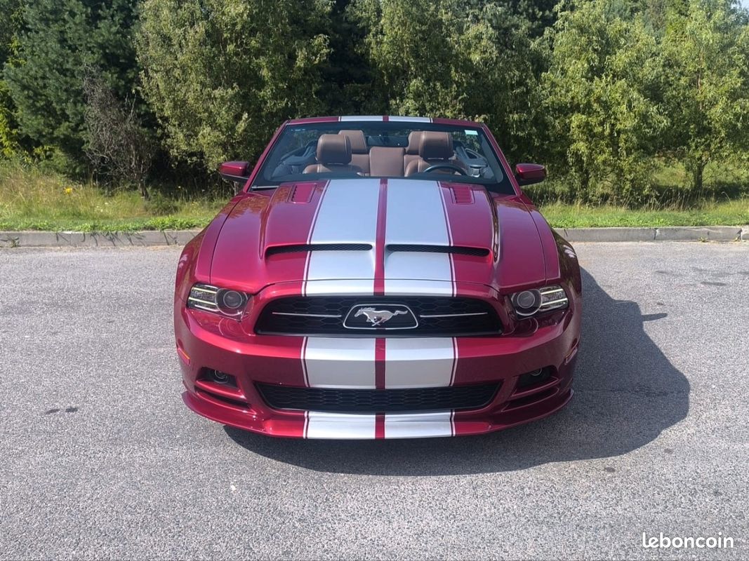 Ford Mustang Cabriolet V6 (image 2)