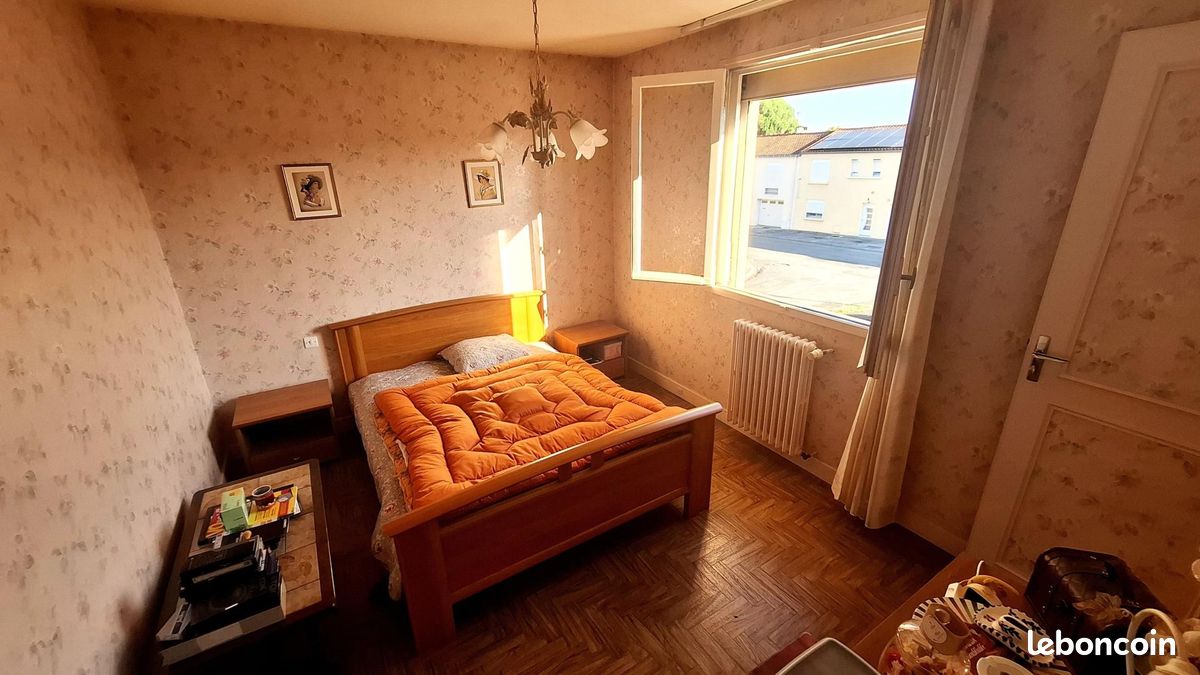 Maison 6 pièces 112 m² · à Aussillon · 112 m² · 132 000 €