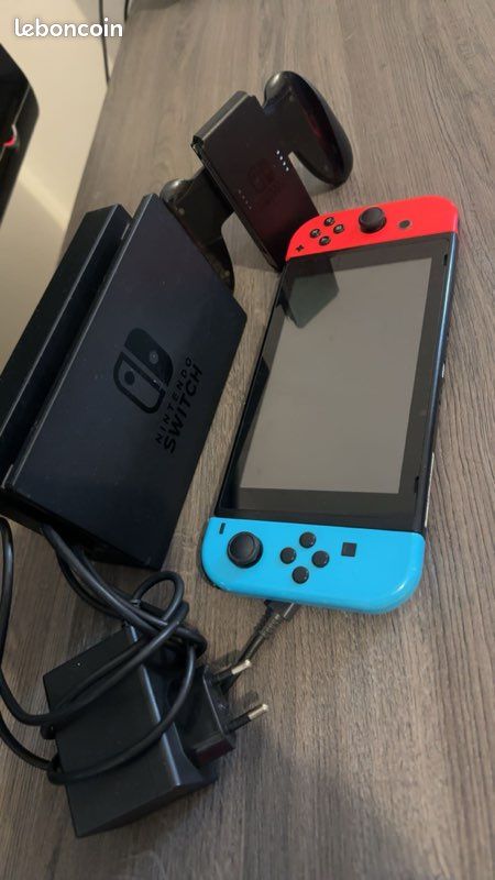 Switch (image 1)