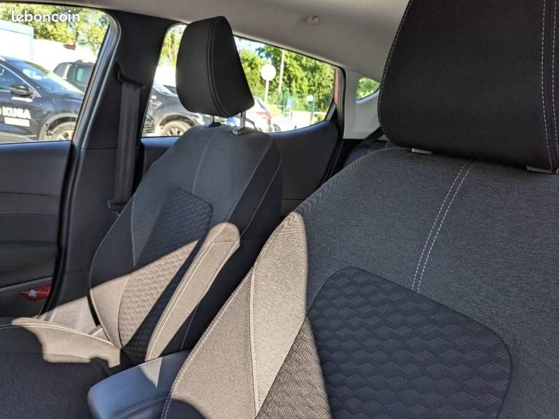 Ford Fiesta 1.0 Flexifuel 95ch Titanium Business 5p (image 13)