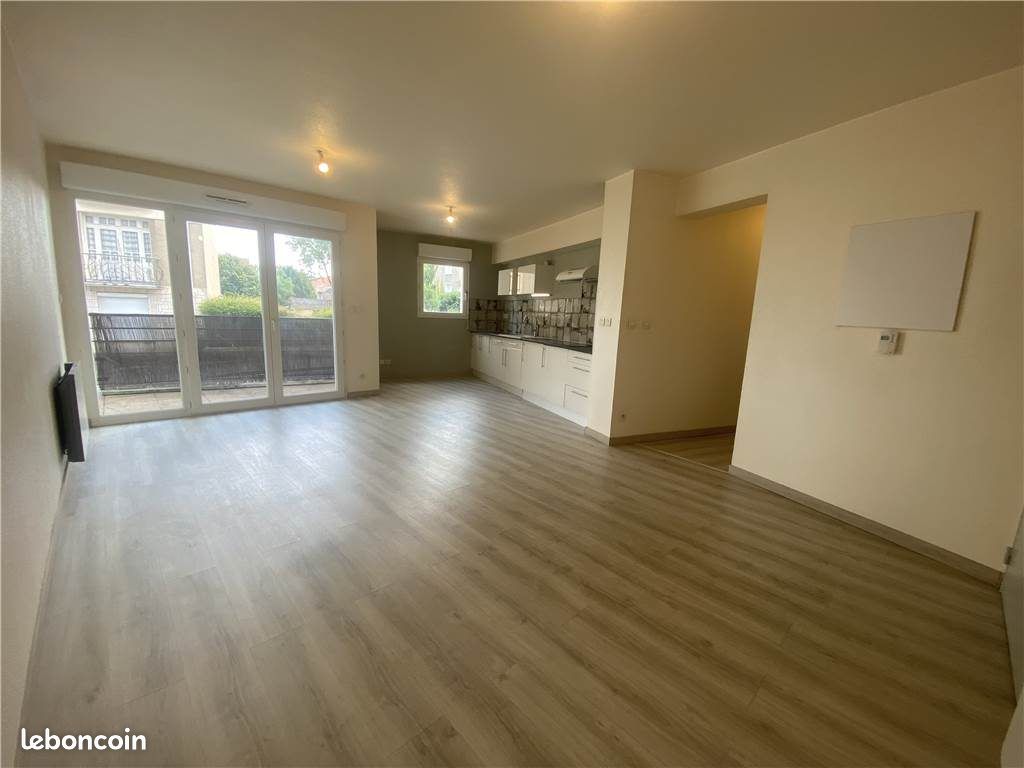 Appartement 3 pièces 65 m² · à Poitiers · 65 m² · 700 €