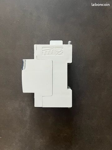 Disjoncteur tête de ligne (image 2)