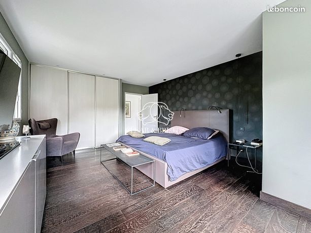 Maison 5 pièces 180 m² — 13