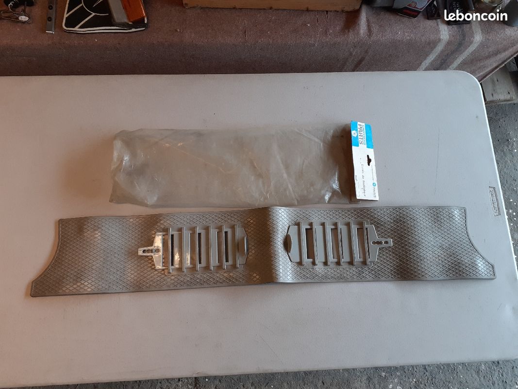 1 paire de plaquettes MARRONNIER échauffé/ondé stabilisée avec résine incolore