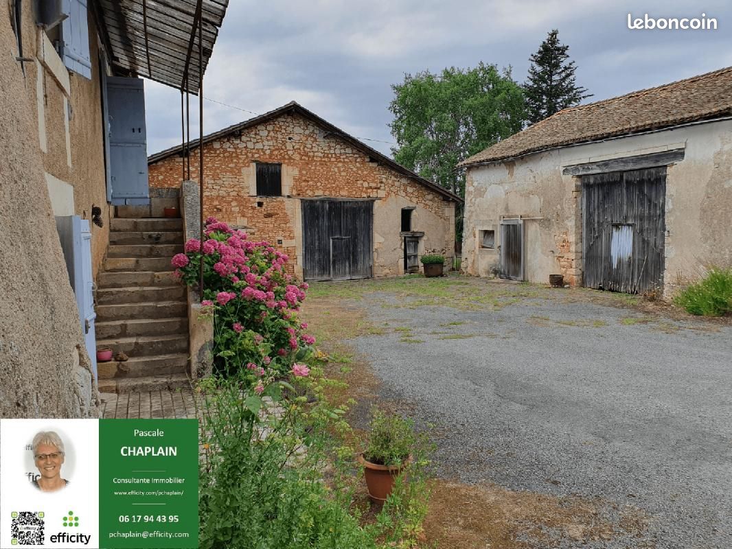Maison 5 pièces 136 m² - Mainzac 16380 (image principale 1)