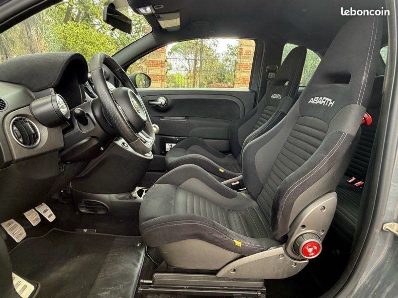 FIAT 500 ABARTH 595 COMPETIZIONE 1.4 T-JET 180 ch (image 9)