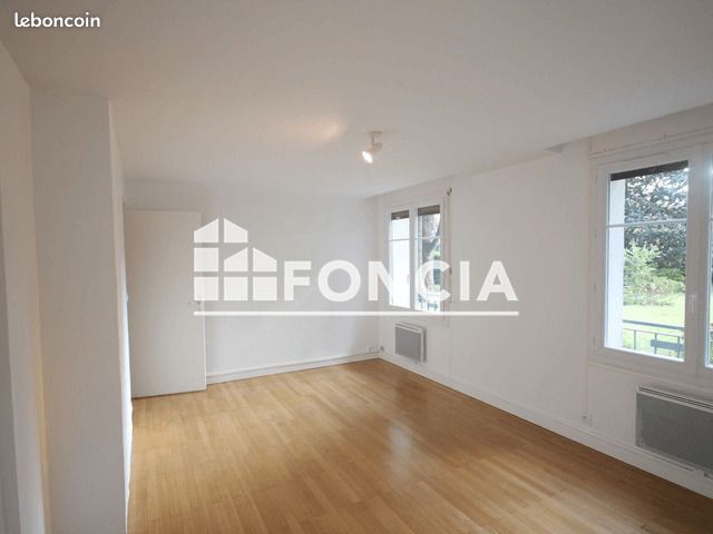 Appartement 1 pièce 36 m² · à Grenoble · 36 m² · 572 €