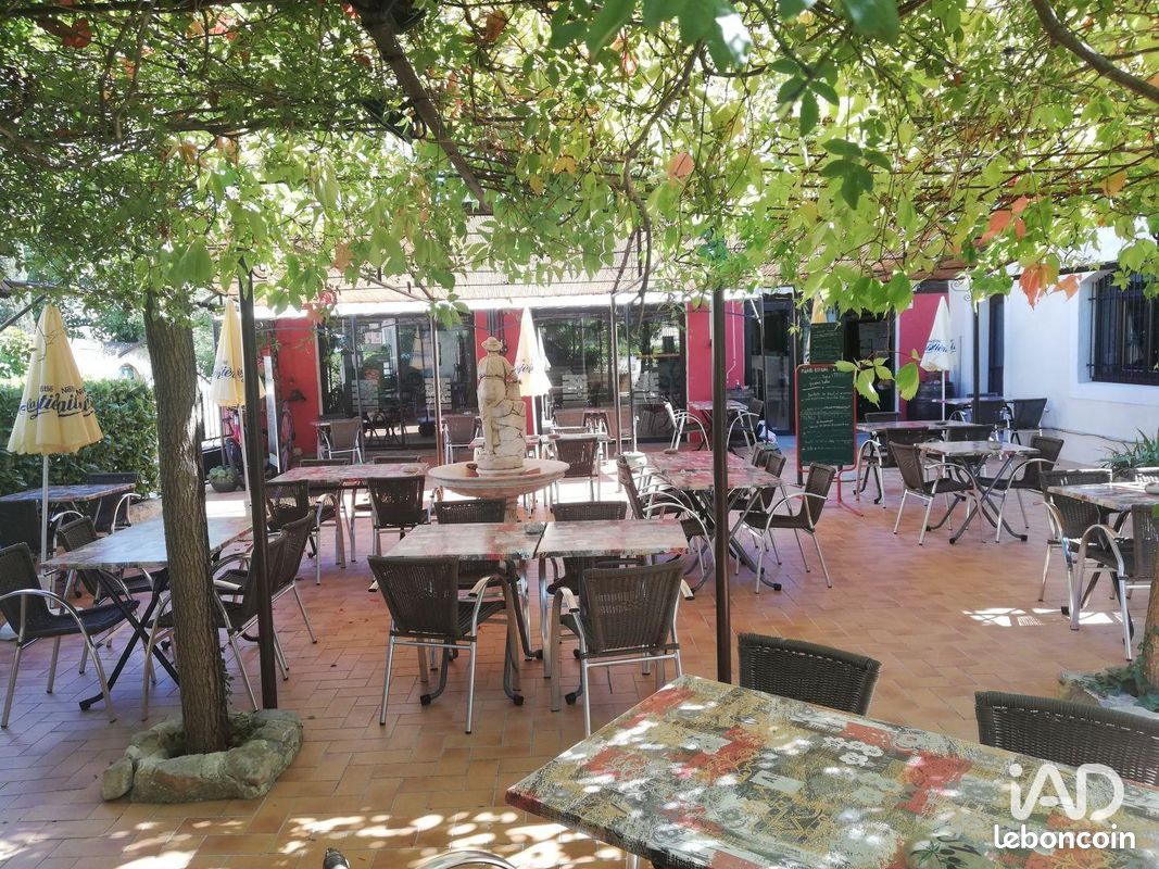 Bar-brasserie 242 m² SAINT-REMÈZE (image 3)