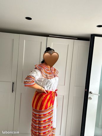 Robe kabyle Vêtements
