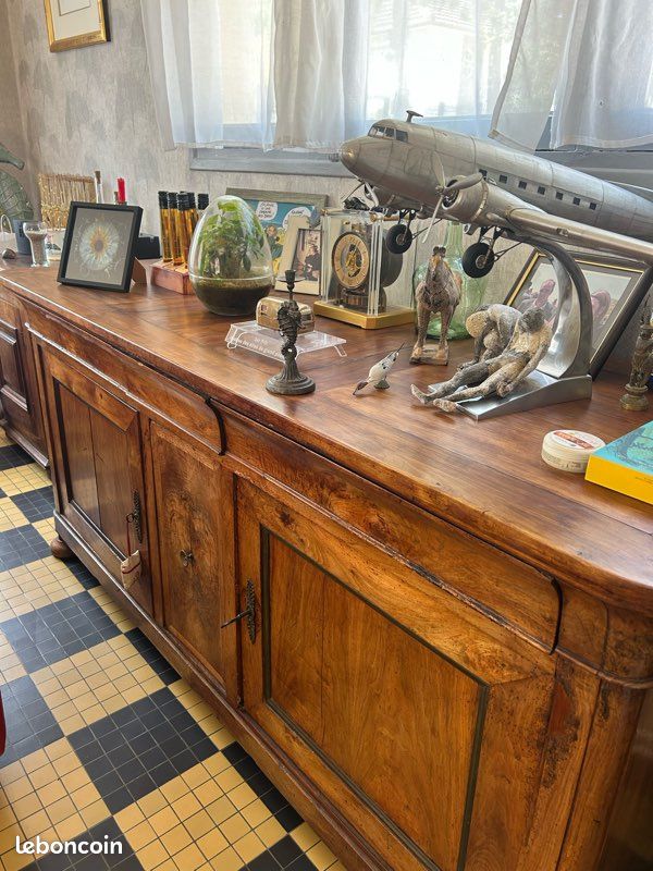 Superbe buffet 3 portes en merisier massif (image 1)