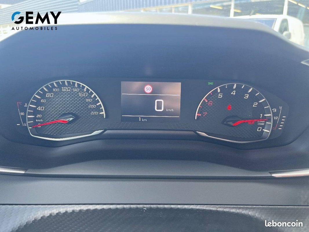 PEUGEOT 2008 100 S&S BVM6 Style (image 13)