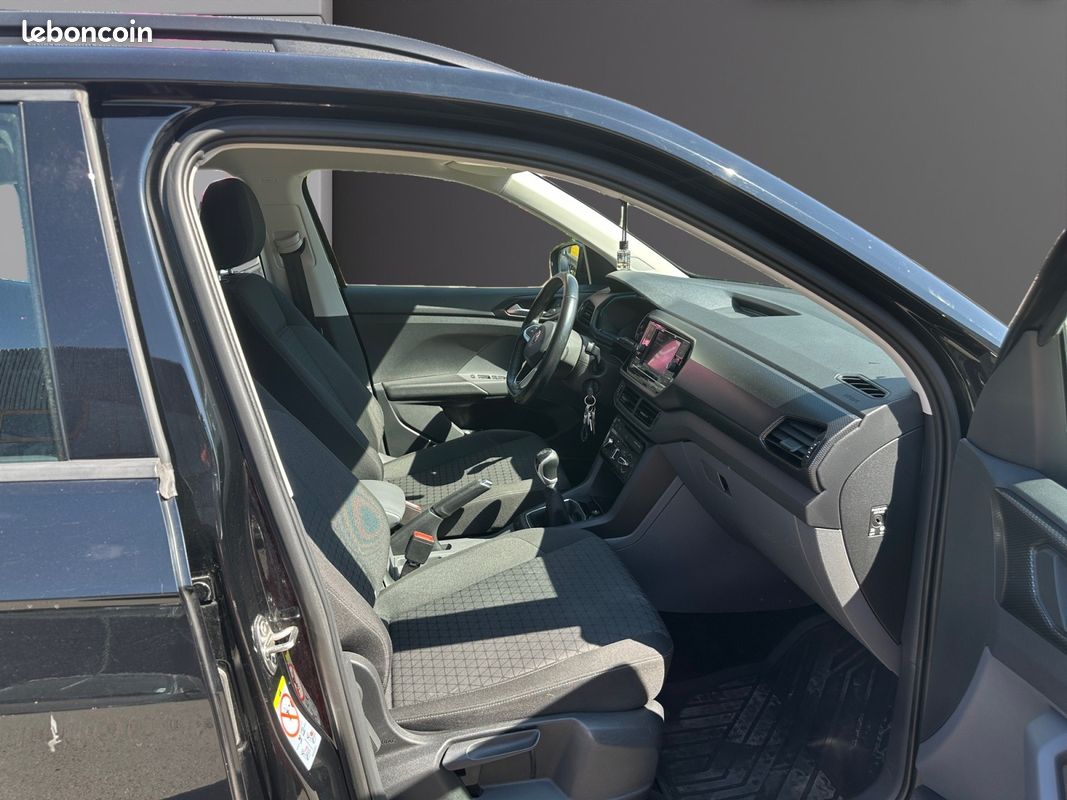 VOLKSWAGEN T-CROSS 1.0 TSI 95 Start/Stop BVM5 Lounge (image 10)