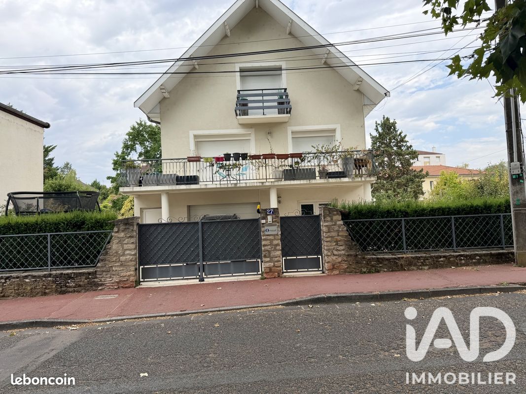 Maison 7 pièces 200 m² · à Chalon-sur-Saône · 200 m² · 395 000 €