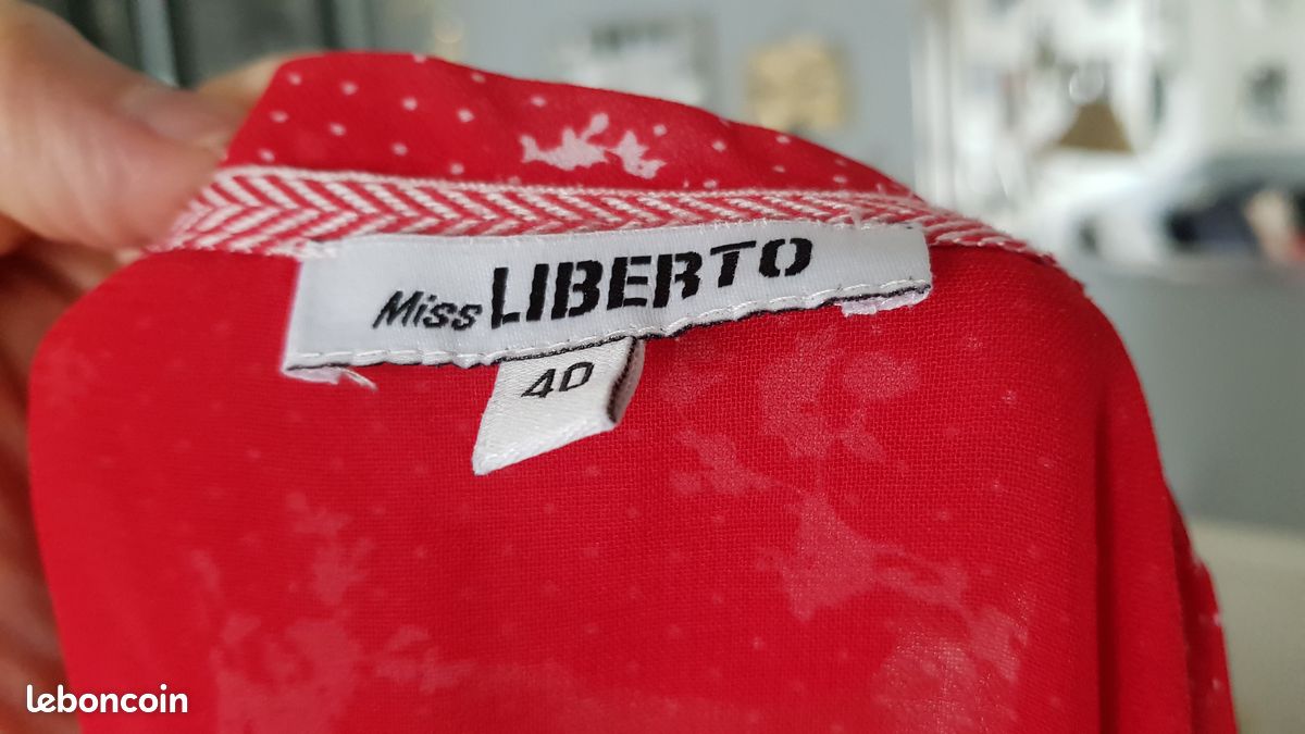 Tunique Miss Liberto - Taille 36/38, Rouge à Pois Et Fleurs, Manches Longues - Acétate, Style Bohème - Occasion En état Neuf