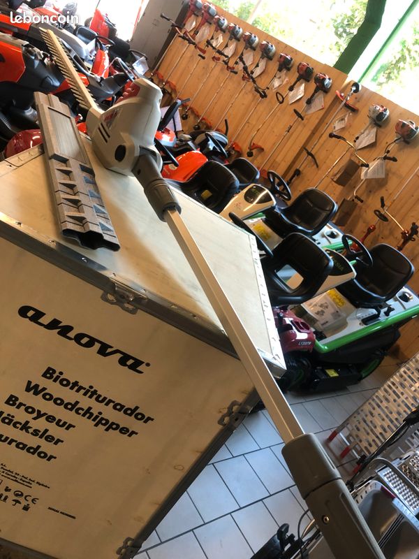 🪵✂️ Promo taille haie sur perche télescopique électrique Boyer Motoculture 😊 (image 2)