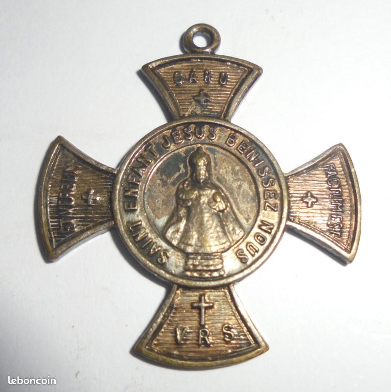 MEDAILLE CROIX RELIGIEUSE CHRETIENNE CATHOLIQUE CROISADE ENFANT JESUS de PRAGUE - La Croix-Sauvegarde de l'Enfant-Jésus de Prague (image 4)