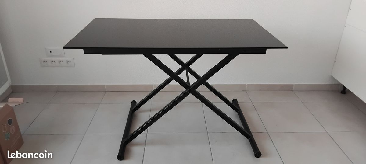 Table (image 1)