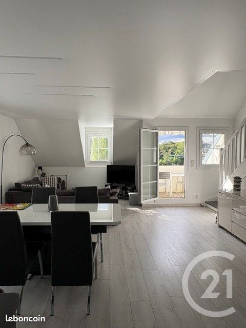 Appartement 3 pièces 104 m² · à Cergy · 104 m² · 1 900 €/mois