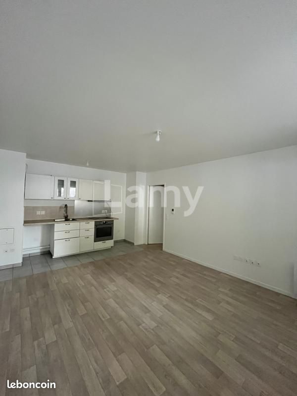 Appartement 2 pièces 41 m² · à Villeneuve-le-Roi · 41 m² · 791 €/mois
