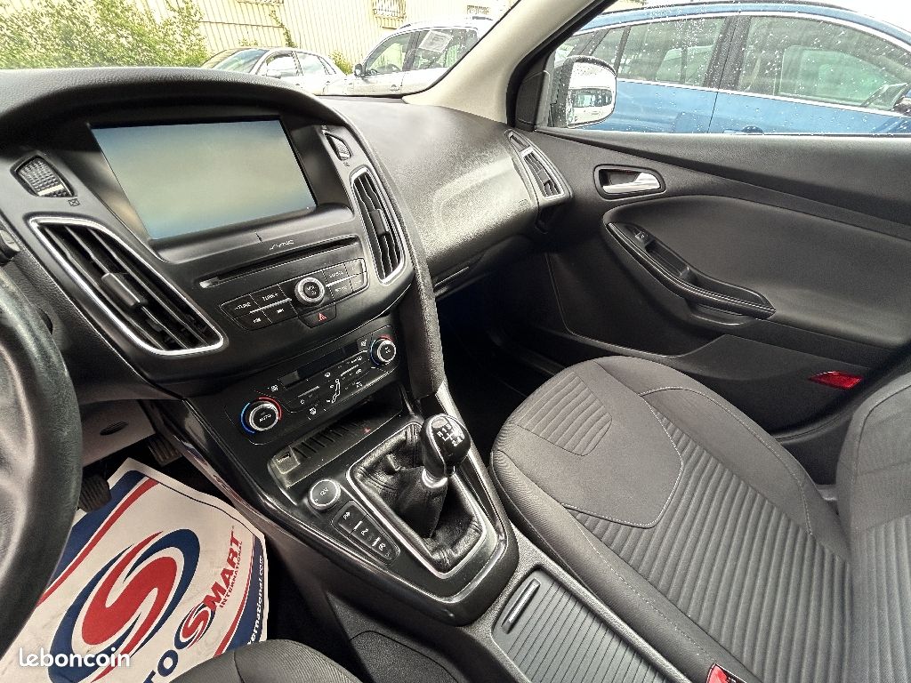 Ford Focus 1.0 EcoBoost 100 SetS 99g Trend (image 8)