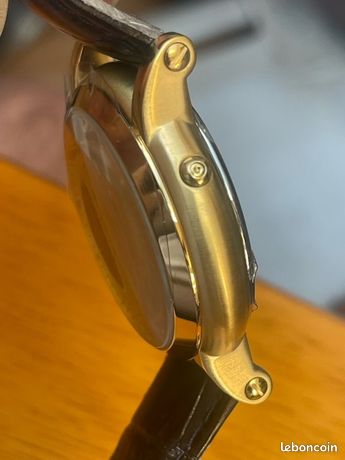 Montre Cavadini Dorée à Cadran Ovale Cristallin - Neuve Avec étiquettes Et Boîte D'origine