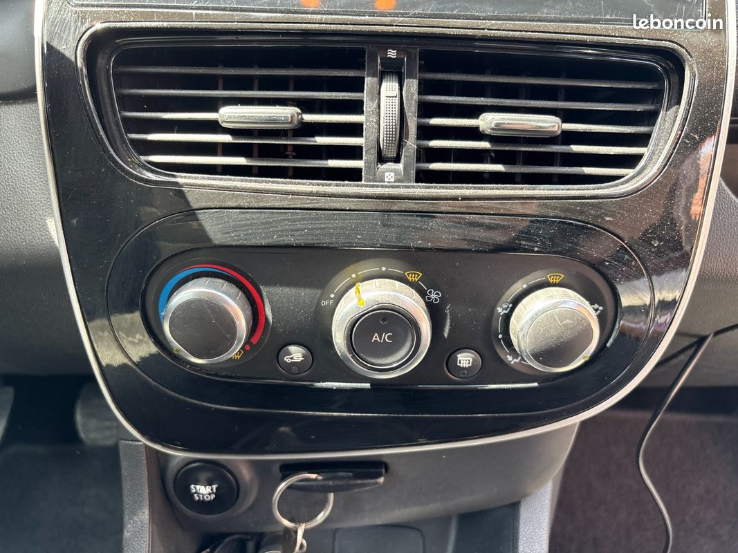 Renault Clio 4 1.5 DCI 90 CH ENERGY BUSINESS ECO2 - DISTRIB OK + EMBRAYAGE OK + AMORTISSEURS OK (image 18)