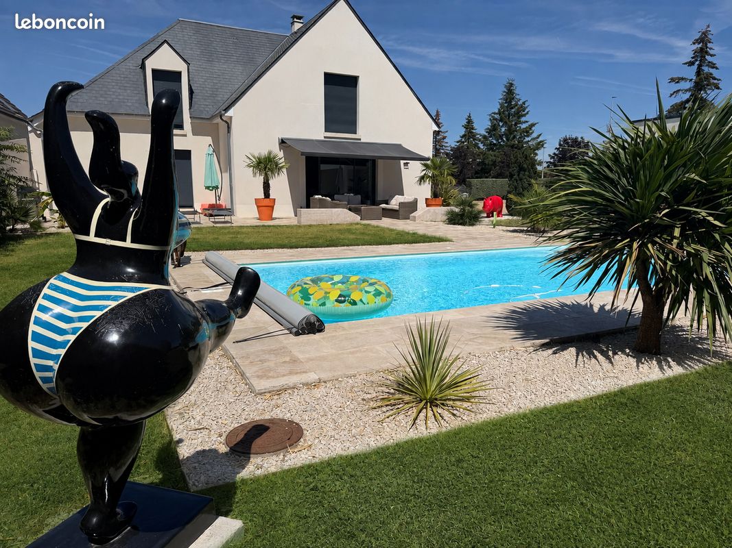Maison 7 pièces 233 m² · à Saint-Jean-le-Blanc · 233 m² · 705 000 €