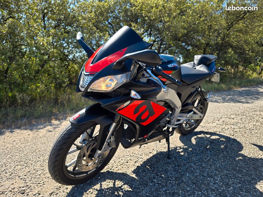 Aprilia Rs4 50 Aprilia Rs 50cc Scooter 50cc Aprilia Rs4 Moto 50