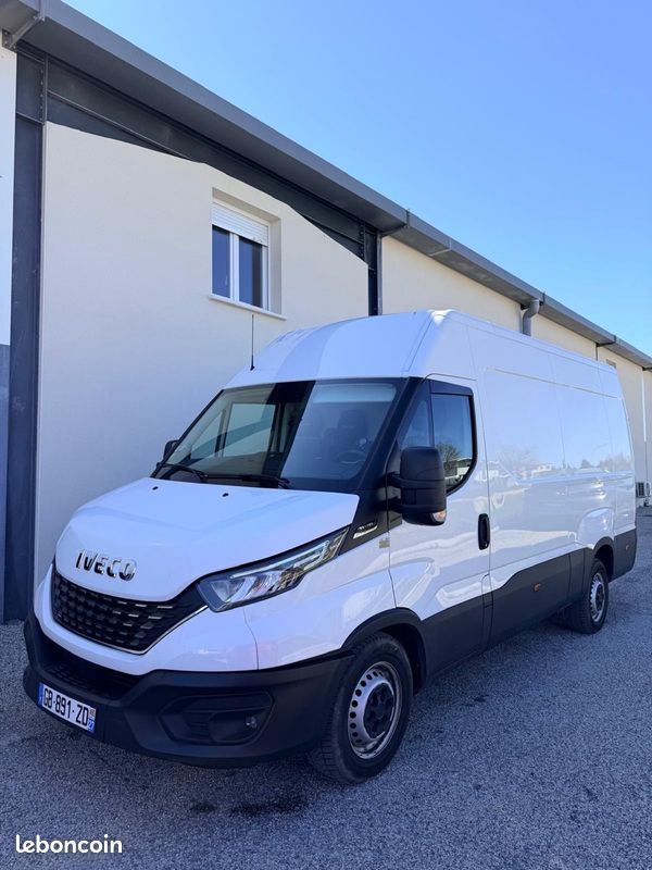 Iveco 35S16 IVECO DAILY BOITE AUTO 35S16 DIESEL 156 CV 2021 (image 1)