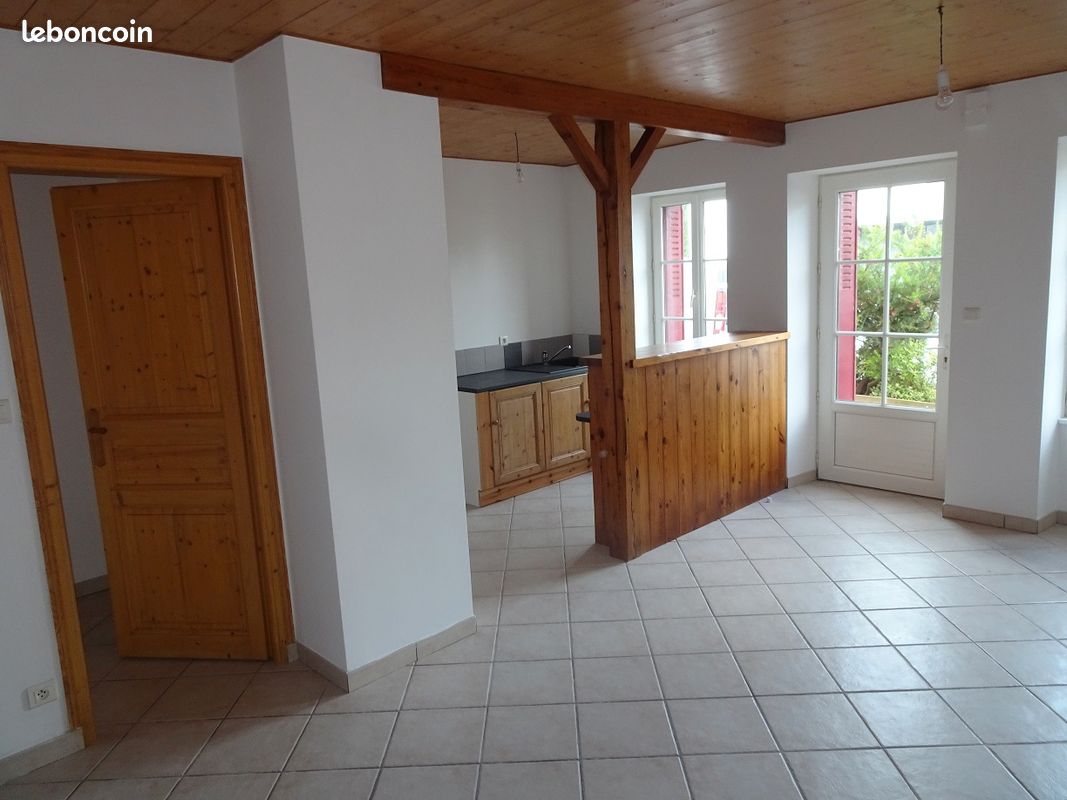 Maison 3 pièces 70 m² · à Corcoué-sur-Logne · 70 m² · 610 €