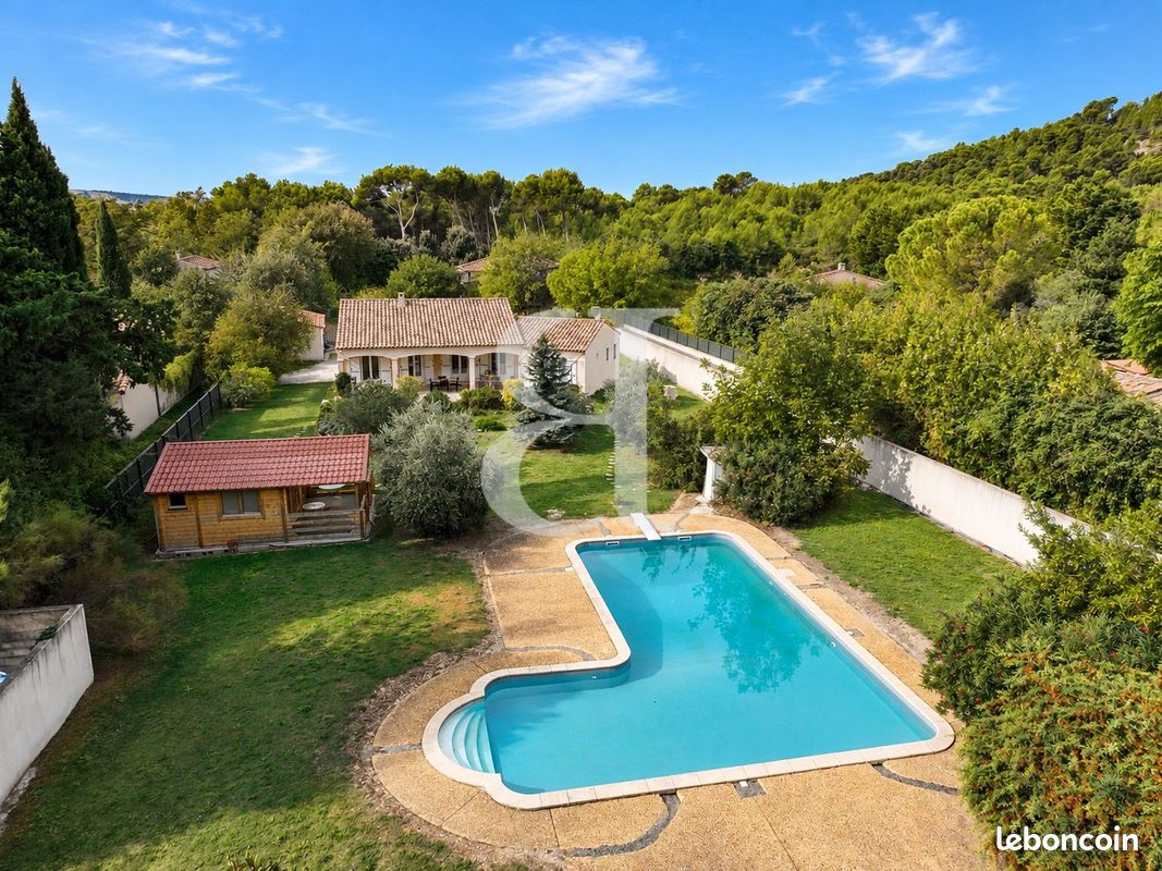 Maison 5 pièces 130 m² · à Cheval-Blanc · 130 m² · 695 000 €