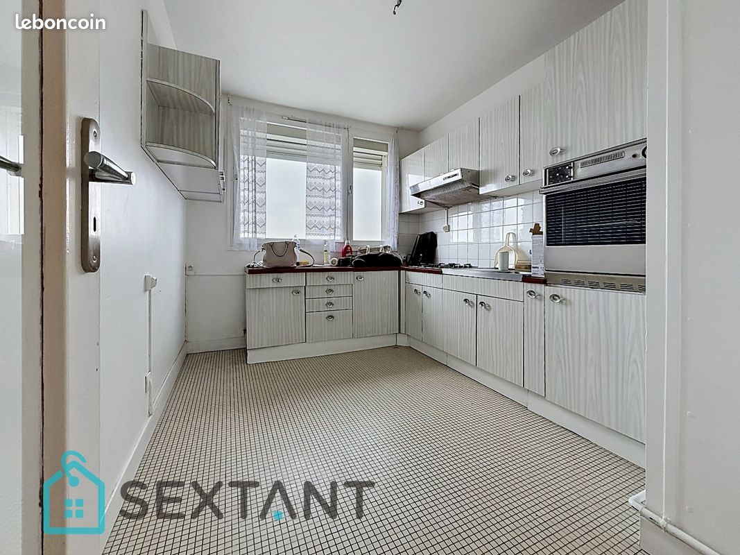 Appartement 3 pièces 61 m² · à Saint-Étienne-du-Rouvray · 61 m² · 64 900 €