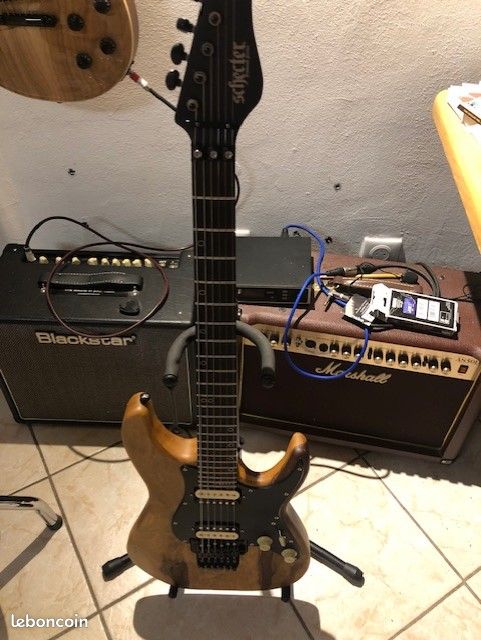 Guitare Stratocaster SCHECTER (image 2)