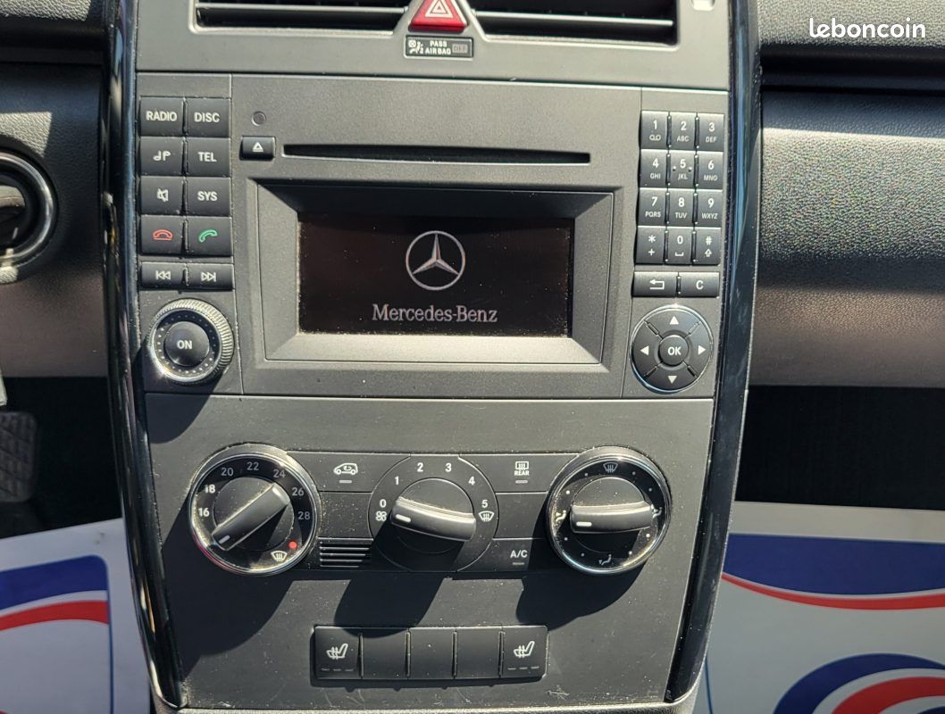 Mercedes benz classe a 180 cdi 2010 (image 13)