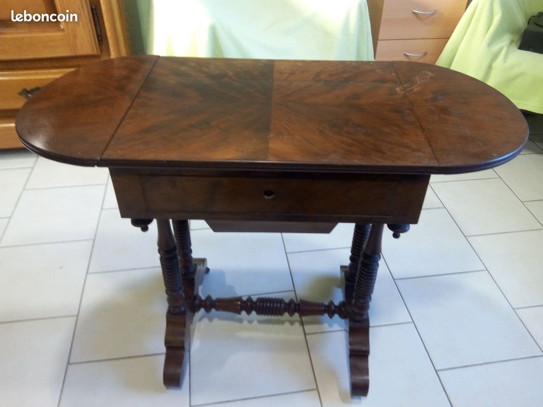 Table d'appoint (image 1)